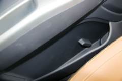 福田 奥铃大黄蜂 220马力 7.8米排半厢式载货车(后桥9T)(国六)(BJ5188XXYKPFN-AF1)