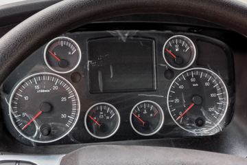 �й����� HOWO TX 290���� 6X2 9.52����������ʽ�ػ���(����)(ZZ5257XYKN56CGF1)ͼƬ