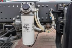 中国重汽 HOWO TX 290马力 6X2 9.52米翼开启厢式载货车(国六)(ZZ5257XYKN56CGF1)