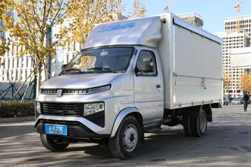 欧铃汽车 锋锐F3 1.6L 122马力 汽油 3.15米单排翼开启厢式微卡(国六)(ZB5032XYKDDE1L)
