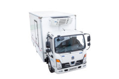 远程 E200 标配版 3.9米单排厢式纯电动冷藏车(DNC5042XLCBEVK3)96.7kWh