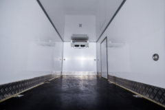 远程 E200 标配版 3.9米单排厢式纯电动冷藏车(DNC5042XLCBEVK3)96.7kWh