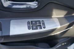 唐骏欧铃 V5系列 122马力 4.005米单排栏板轻卡(国六)(ZB1032VDD2L)