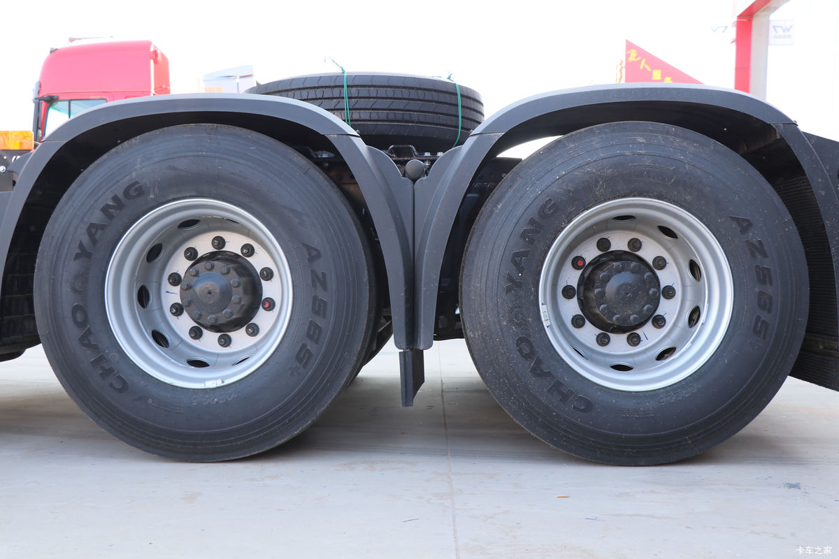  K7ؿ ʰ 560 6X4 AMTԶǣ()(HFC4252P1K8E33KS)                                                