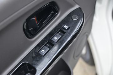 ���� ���S6 122���� 1.6L���� 5�� ˫�ŷ�ջ���(����)ͼƬ