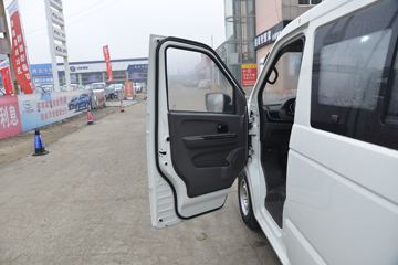 锐捷S&nbsp;VAN/轻客驾驶室图片