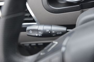 ���� ��� 1.6L 122���� ���� 3.5�׵�����ʽ΢��(����)(KMC5033XXYQ360D6)ͼƬ