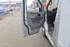 凯马 锐捷 1.6L 122马力 汽油 3.5米单排厢式微卡(国六)(KMC5033XXYQ360D6)