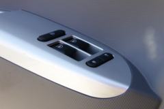 福田 奥铃新捷运 156马力 4.17米单排栏板轻卡(BJ1048V9JBA-A1)