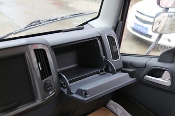 ��� J6F 4.5T 4.16�׵��Ŵ��綯��ʽ�Ῠ(Һɲ)(CA5040XXYP40L3BEVA84)98.04kWhͼƬ