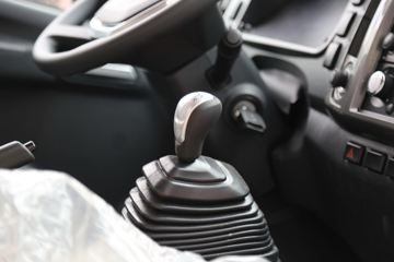 ��� J6F 4.5T 4.16�׵��Ŵ��綯��ʽ�Ῠ(Һɲ)(CA5040XXYP40L3BEVA84)98.04kWhͼƬ