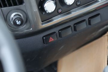 ��� J6F 4.5T 4.16�׵��Ŵ��綯��ʽ�Ῠ(Һɲ)(CA5040XXYP40L3BEVA84)98.04kWhͼƬ