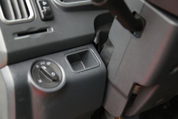 ��� J6F 4.5T 4.16�׵��Ŵ��綯��ʽ�Ῠ(Һɲ)(CA5040XXYP40L3BEVA84)98.04kWhͼƬ