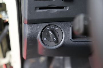 ��� J6F 4.5T 4.16�׵��Ŵ��綯��ʽ�Ῠ(Һɲ)(CA5040XXYP40L3BEVA84)98.04kWhͼƬ