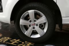 金杯 金海狮 2021款 旅行狮 150马力 2L 9座多用途乘用车