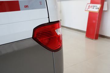 �� С��ʨX30 2021�� �Ƹ��� 102���� 1.5L 2����ջ���(����)ͼƬ