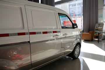 �� С��ʨX30 2021�� �Ƹ��� 102���� 1.5L 2����ջ���(����)ͼƬ