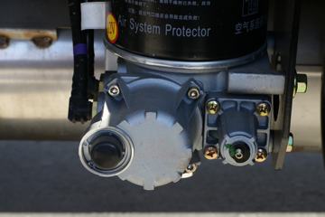 ���� ������� ����� 132���� 3.655�׵��������Ῠ(����)(BJ1041V9JBA-AA1)ͼƬ