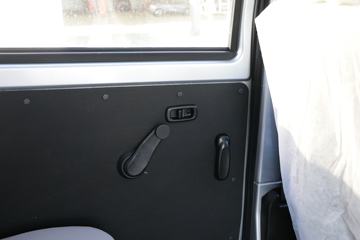 �� С��ʨX30 ������ 102���� 1.5L 5����ջ���ͼƬ