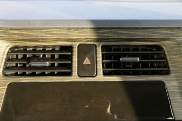 �� С��ʨX30 ������ 102���� 1.5L 5����ջ���ͼƬ
