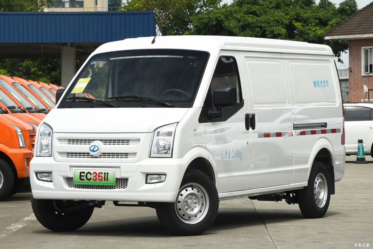 瑞驰 EC35Ⅱ 2021款 标准版 2.6T 2座 4.5米纯电动封闭货车38.7kWh