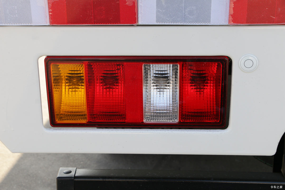 ���� ˳��խ�� 143���� 4.21�׵�����ʽ�Ῠ��װ                                                