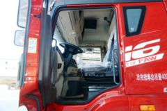 青岛解放 JH6重卡 质惠版 460马力 6X4牵引车(后桥435升级冲焊桥)(CA4250P26K2T1E6A80)