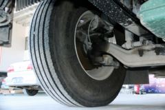 青岛解放 JH6重卡 质惠版 460马力 6X4牵引车(后桥435升级冲焊桥)(CA4250P26K2T1E6A80)