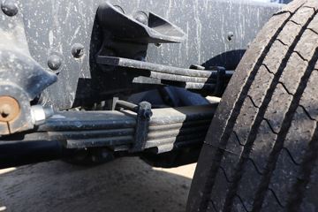 ���� ����˹Q9 195���� 4X2 6.8���Ű���������ʽ�ػ���(����)(HFC5181XYKB80K1E2S)ͼƬ