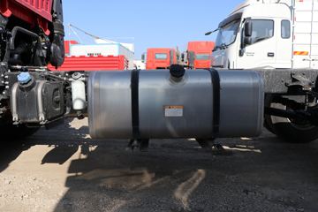 ���� ����˹Q9 195���� 4X2 6.8���Ű���������ʽ�ػ���(����)(HFC5181XYKB80K1E2S)ͼƬ