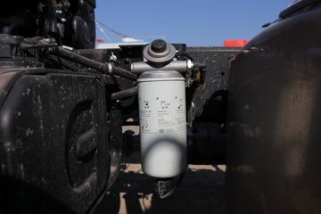 ���� ����˹Q9 195���� 4X2 6.8���Ű���������ʽ�ػ���(����)(HFC5181XYKB80K1E2S)ͼƬ