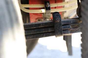 ���� ����˹Q9 195���� 4X2 6.8���Ű���������ʽ�ػ���(����)(HFC5181XYKB80K1E2S)ͼƬ