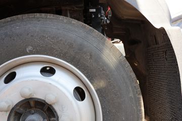 ���� ����˹Q9 195���� 4X2 6.8���Ű���������ʽ�ػ���(����)(HFC5181XYKB80K1E2S)ͼƬ