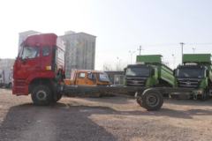 中国重汽 豪沃N5W中卡 顶配版 220马力 4X2 6.75米栏板载货车(国六)(ZZ1187K511JF1)