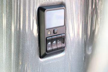 �й����� ����N5W�п� ����� 220���� 4X2 6.75�������ػ���(����)(ZZ1187K511JF1)ͼƬ