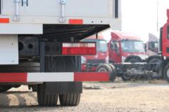 江淮 格尔发A5L中卡 旗舰版 220马力 4X2 7.8米厢式载货车(国六)(HFC5181XXYP3K2A50DS)
