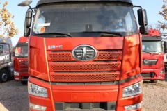 一汽解放 新J6P重卡 质惠版 运煤款 380马力 6X4牵引车(国六)(CA4250P66K25T1E6)