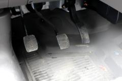 东风 小霸王W18 1.6L 122马力 2.55米双排栏板微卡(后桥2T)(国六)(EQ1032D61Q6) 东风 小霸王W18 1.6L 122马力 2.55米双排栏板微卡(后桥2T)(国六)(EQ1032D61Q6)