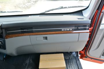 �й�����HOWO ͳ˧ 2021�� 150���� 4.15�׵��Ų�դʽ�Ῠ(����)(ZZ5047CCYH3315F141)ͼƬ