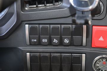 �й�����HOWO ͳ˧ 2021�� 150���� 4.15�׵��Ų�դʽ�Ῠ(����)(ZZ5047CCYH3315F141)ͼƬ