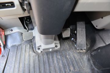 �й�����HOWO ͳ˧ 2021�� 150���� 4.15�׵��Ų�դʽ�Ῠ(����)(ZZ5047CCYH3315F141)ͼƬ