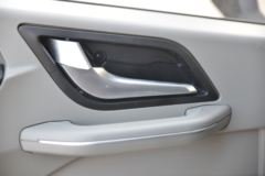 中国重汽HOWO 统帅 2021款 130马力 4.15米单排厢式轻卡(国六)(ZZ5047XXYH3315F145H)