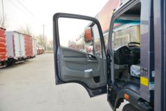 中国重汽HOWO 统帅 2021款 130马力 4.15米单排厢式轻卡(国六)(ZZ5047XXYH3315F145H)