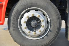 陕汽重卡 德龙L5000 绿通版 260马力 4X2 6.8米仓栅式载货车(国六)(SX5189CCYLA501F2)