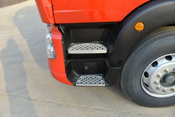 �й����� HOWO TX 245���� 4X2 6.8����ʽ�ػ���(����)(ZZ5187XXYK501GF1)ͼƬ