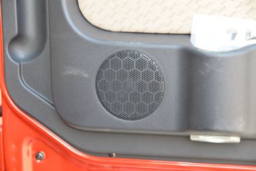 �й����� HOWO TX 245���� 4X2 6.8����ʽ�ػ���(����)(ZZ5187XXYK501GF1)ͼƬ