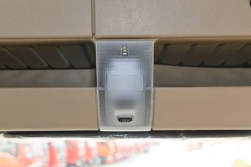 �й����� HOWO TX 245���� 4X2 6.8����ʽ�ػ���(����)(ZZ5187XXYK501GF1)ͼƬ