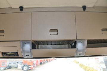 �й����� HOWO TX 245���� 4X2 6.8����ʽ�ػ���(����)(ZZ5187XXYK501GF1)ͼƬ