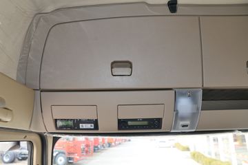 �й����� HOWO TX 245���� 4X2 6.8����ʽ�ػ���(����)(ZZ5187XXYK501GF1)ͼƬ