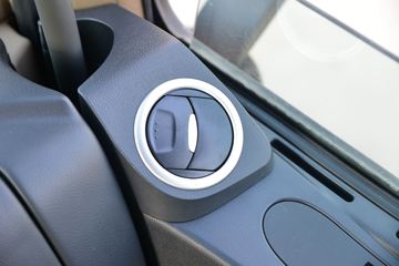 �й����� HOWO TX 245���� 4X2 6.8����ʽ�ػ���(����)(ZZ5187XXYK501GF1)ͼƬ